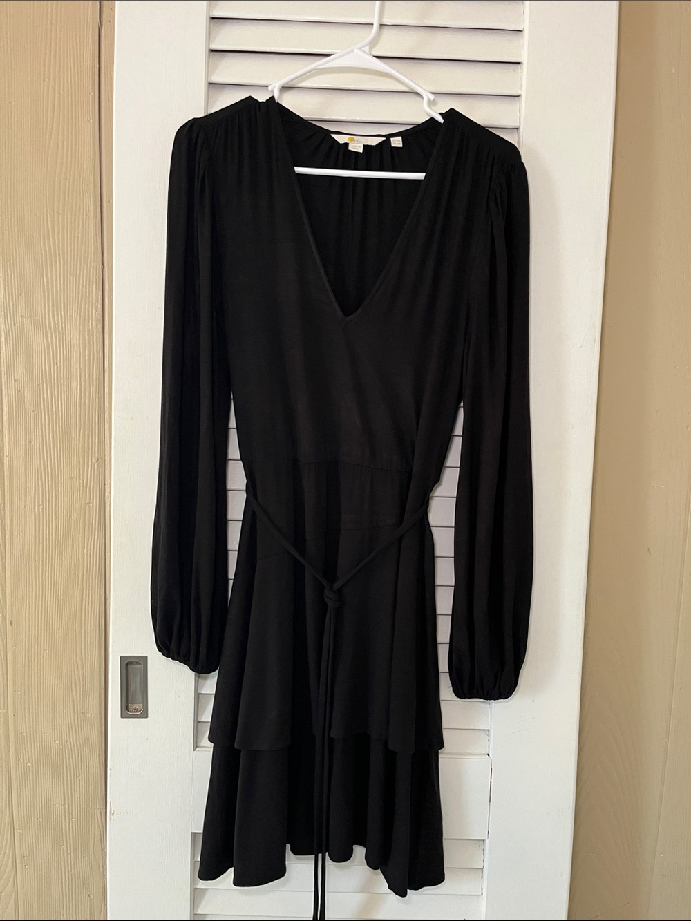 Boden Black Long-Sleeve V-Neck Tiered Dress